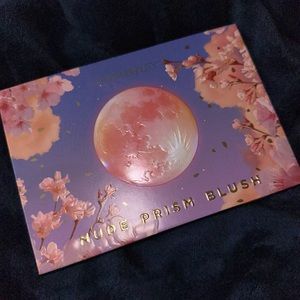 Lunar Beauty Nude Prism Blush Palette